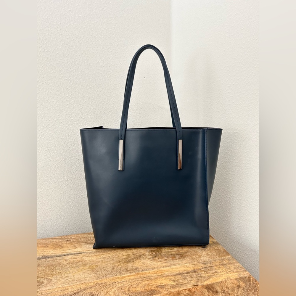 Italian solid tote shoulder bag